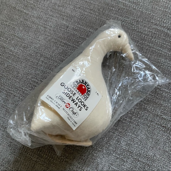 2 Vintage Fibre Craft Barnyard Animals Cow & Goose Cloth Stuffed Farm Animal 80s - Picture 9 of 16